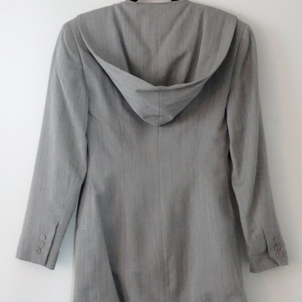 jacket - Picture 2 of 2